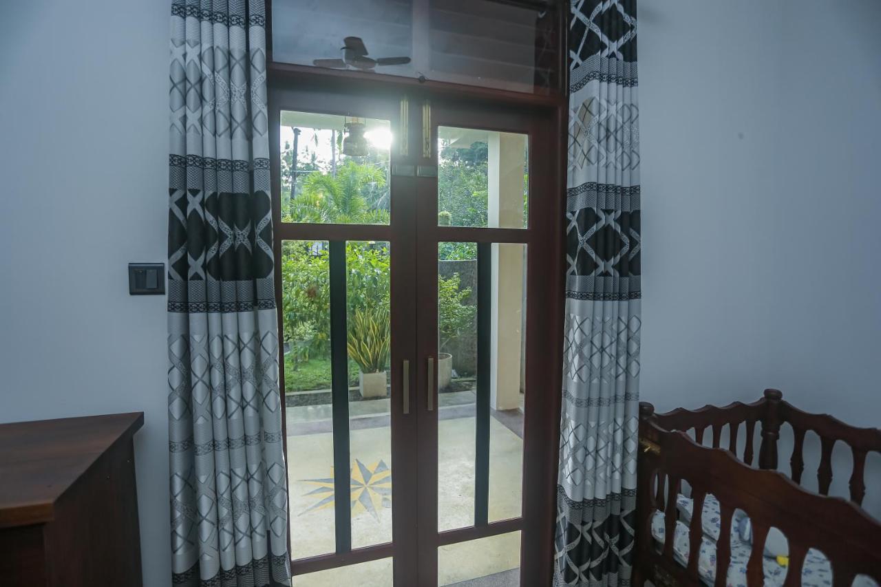 Saku Residence 乌纳瓦图纳 外观 照片